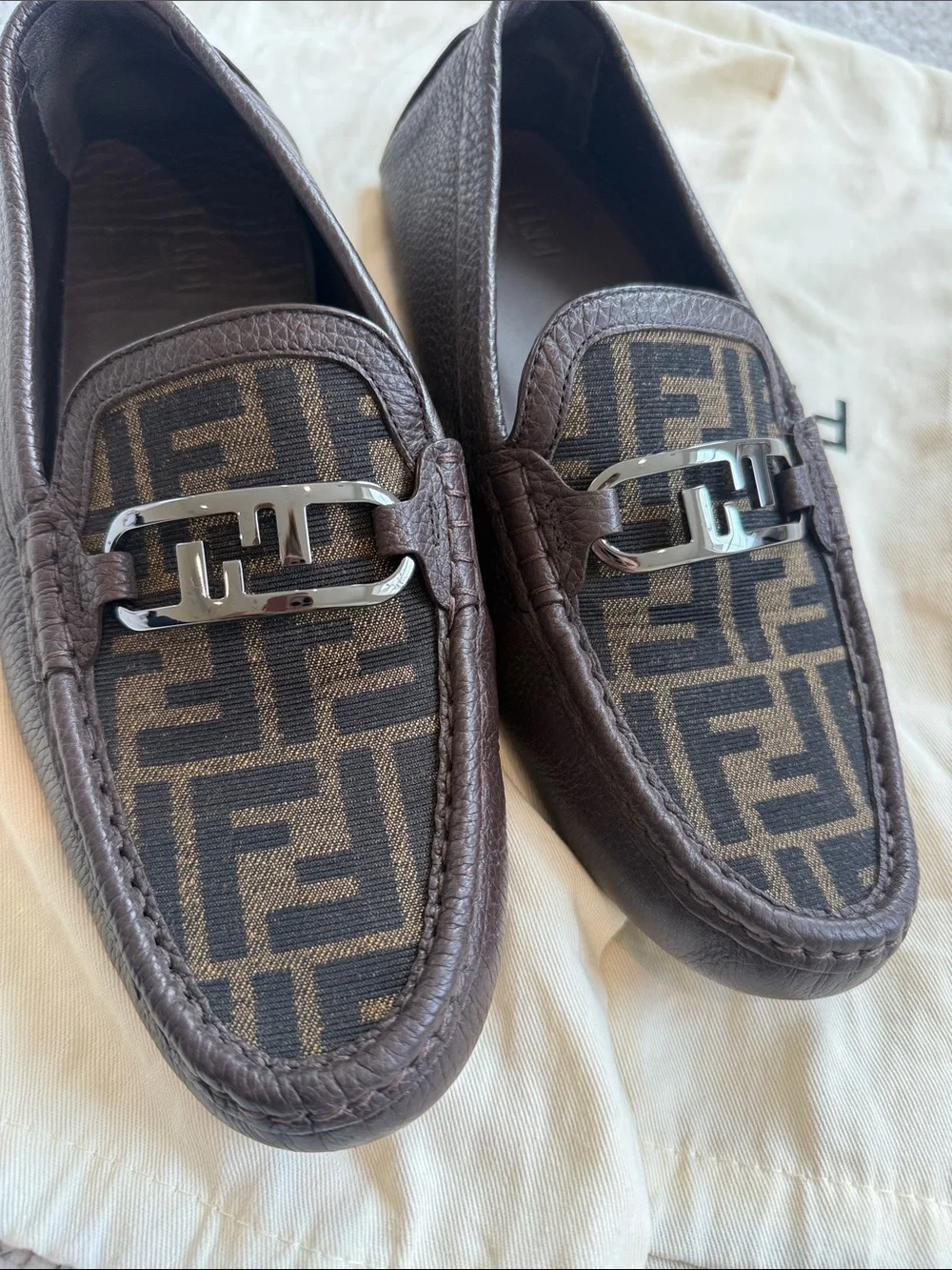 Fendi driver loafer